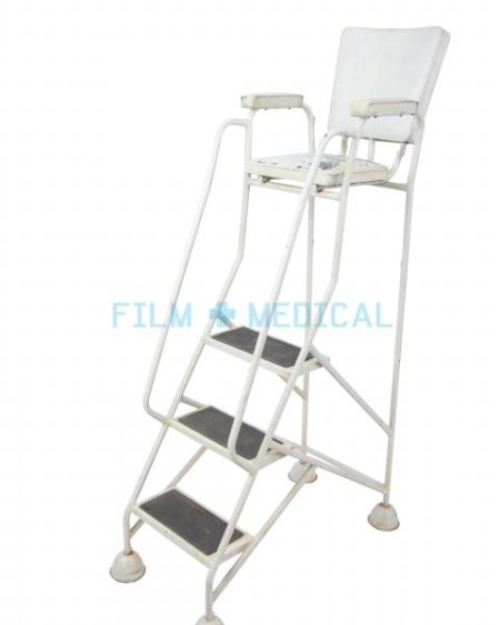 Asylum Observation Chair